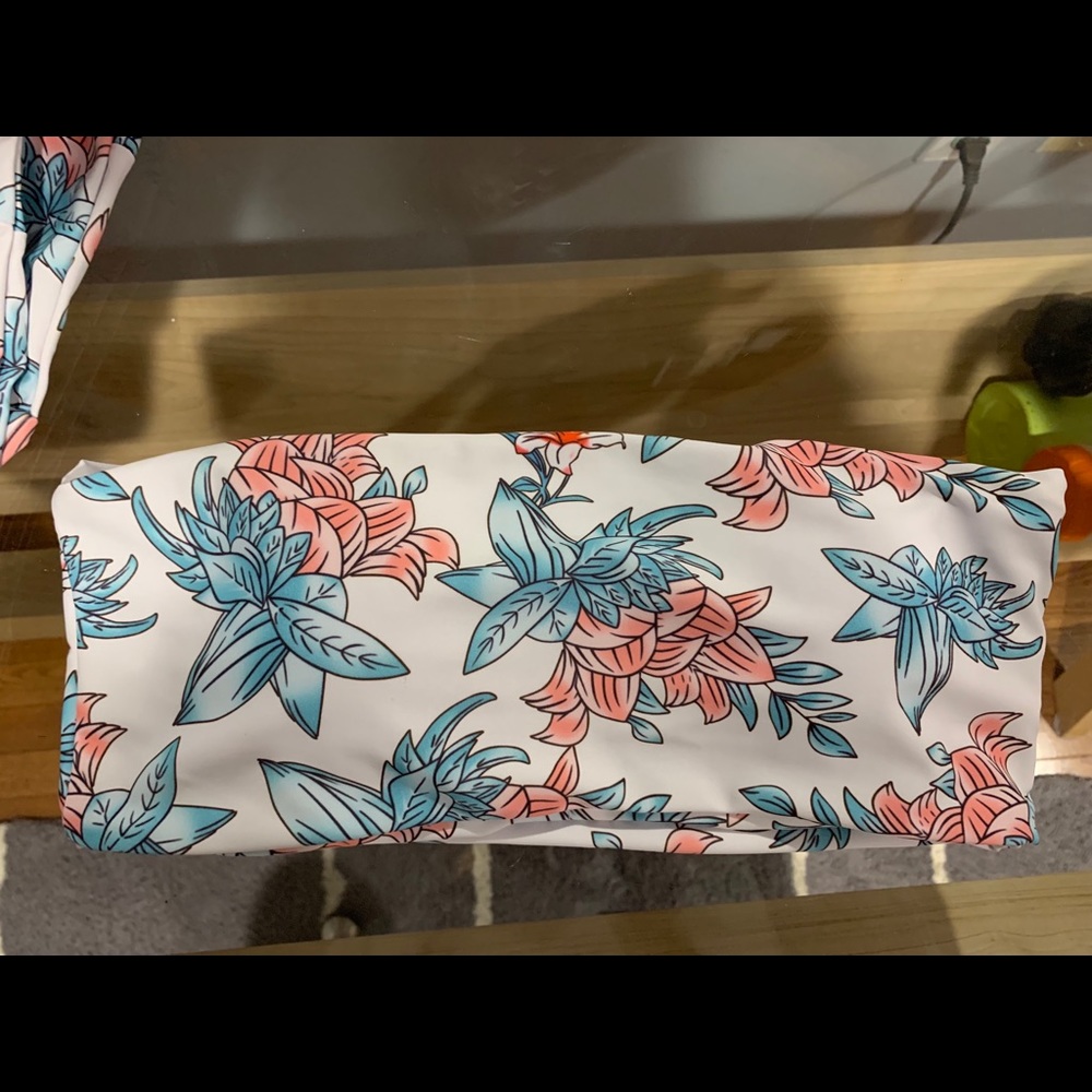 Floral bsuit
